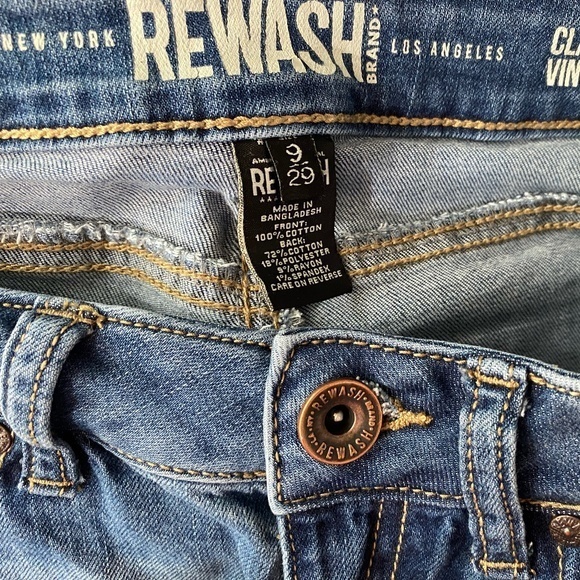 Womens Rewash Classic Rise Vintage Reunion Size 9/29 Distressed Jeans - Picture 3 of 3